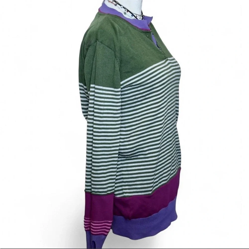 Green & Purple Y2K Sweater Size Medium - Picture 6 of 7